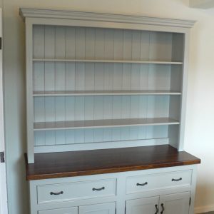 DR19 ‘Hardwick White’ dresser with rustic handles
