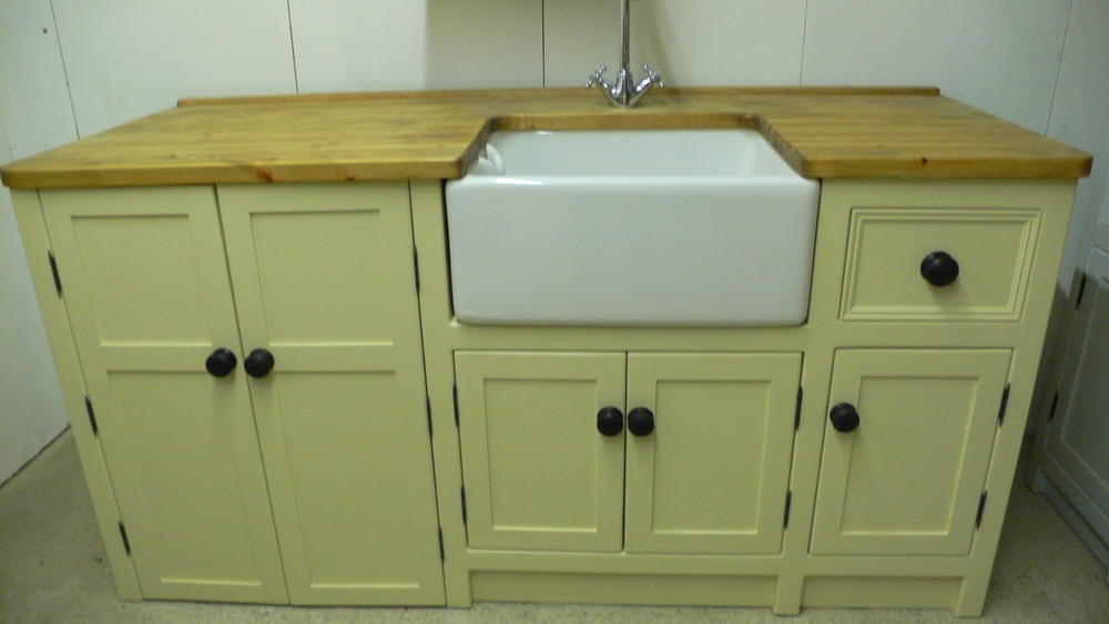 BS19 Sink Unit with Dishwasher Cupboard.