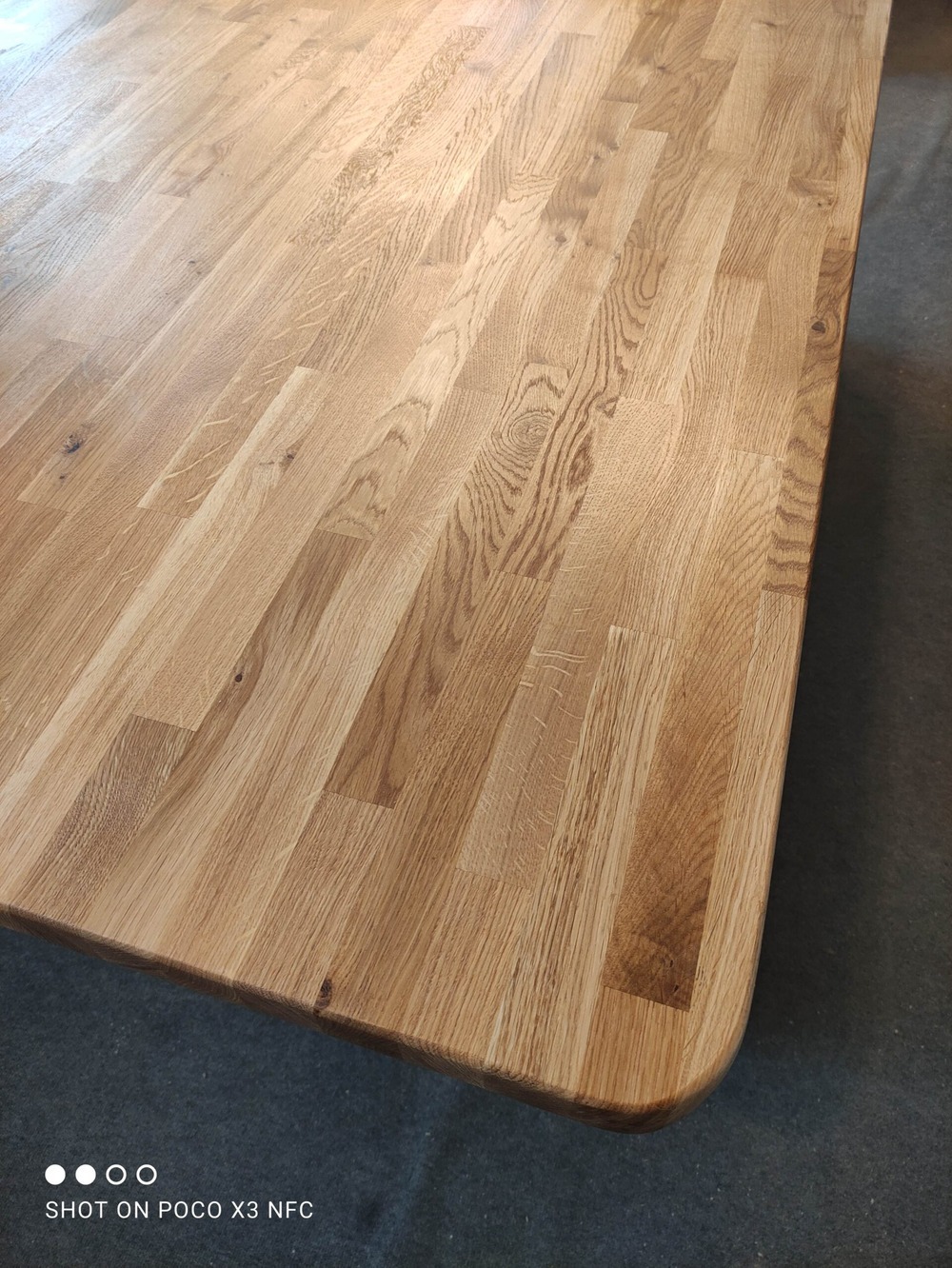 T18 Freestanding Kitchen Island With Seating And Oak Worktop