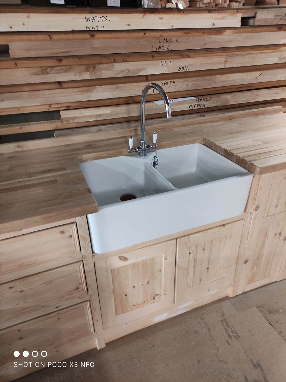 BS107 DOUBLE BUTLER SINK/APPLIANCE UNIT