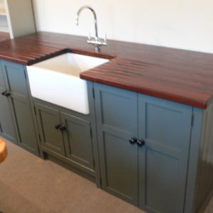 T16 Belfast Sink/ Island Unit