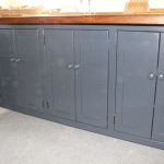 T17 Kitchen Island With Seating.