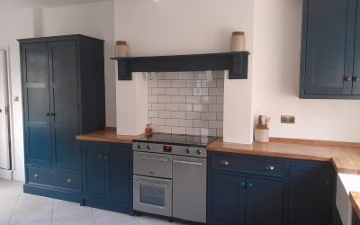 Rebecca’s new hague blue kitchen in the peak district
