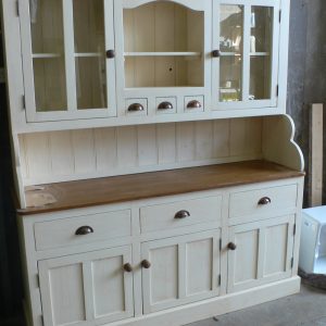DR10 Farmhouse Dresser with Glazed Top Cupboards