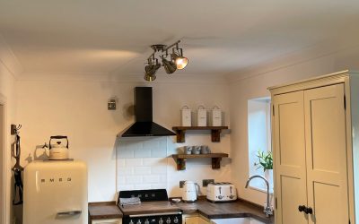 Classic freestanding kitchen style