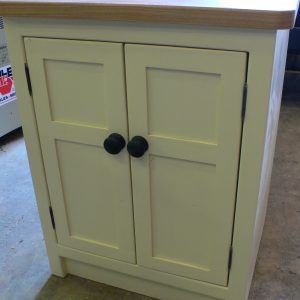 BU2 Simple Cupboard Base Unit