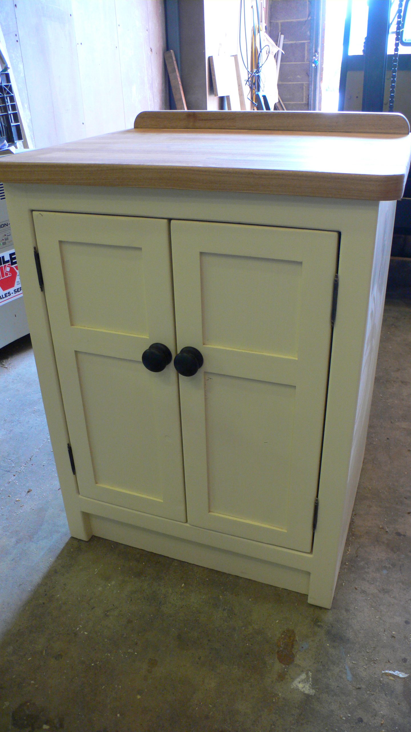 BU2 Simple Cupboard Base Unit