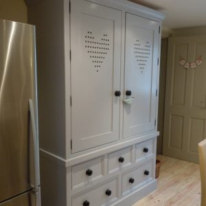 L19 Huge Heart Motif Larder Cupboard