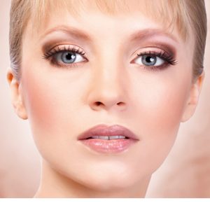 660_edit__83937_zoom Black Deluxe Eyelashes - BE660