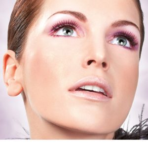 663_edit__12937_zoom Black Deluxe Eyelashes - BE663